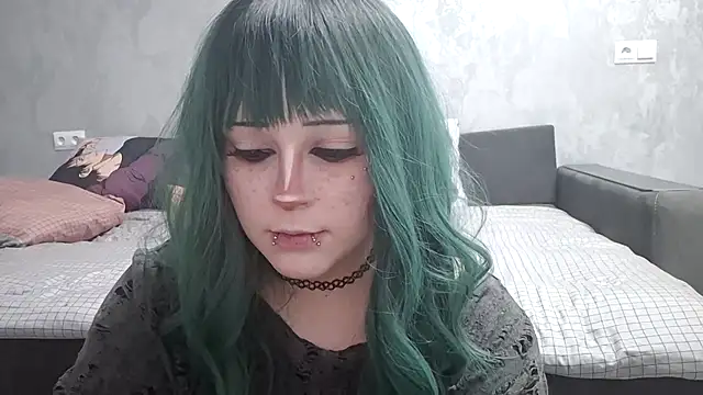 Snapshot of NaomiJess chatting on 02.25.26 NaomiJess online show from 02.25.26