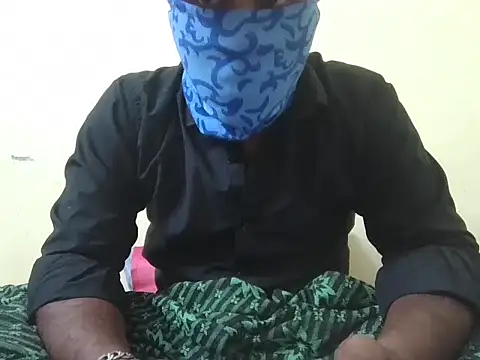 Snapshot of stripboychennai chatting on 02.18.26 stripboychennai online show from 02.18.26