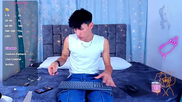 Snapshot of NicolasTorrez chatting on 06.19.26 NicolasTorrez online show from 06.19.26