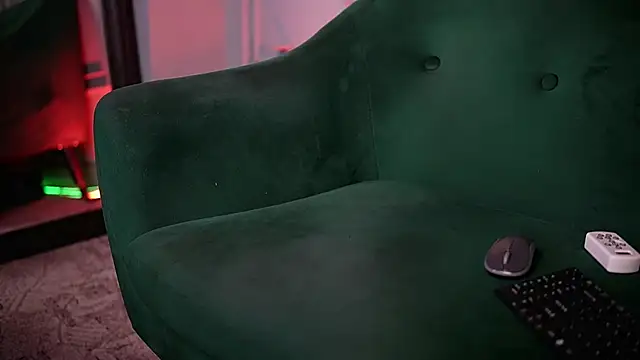 NaomiAmora online show from 04.03.26