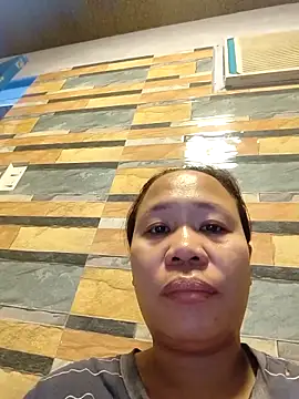 squirtshantal online show from 12.19.25