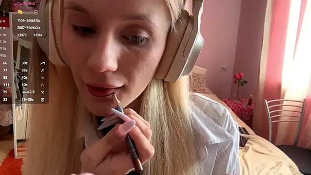 Snapshot of MelissaZaria chatting on 04.20.26 MelissaZaria online show from 04.20.26