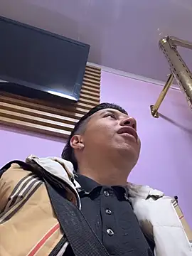 Snapshot of Jhony_rayder chatting on 02.15.26 Jhony rayder online show from 02.15.26