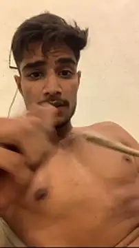 Snapshot of kaushikhotty chatting on 04.16.26 kaushikhotty online show from 04.16.26