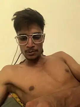 Snapshot of kaushikhotty chatting on 05.24.26 kaushikhotty online show from 05.24.26
