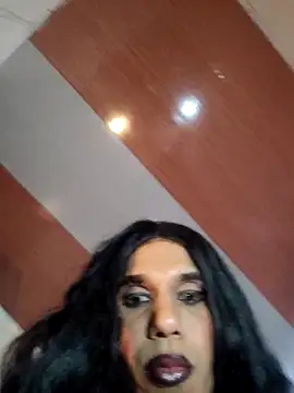 Snapshot of latinhott23 chatting on 02.21.26 latinhott23 online show from 02.21.26