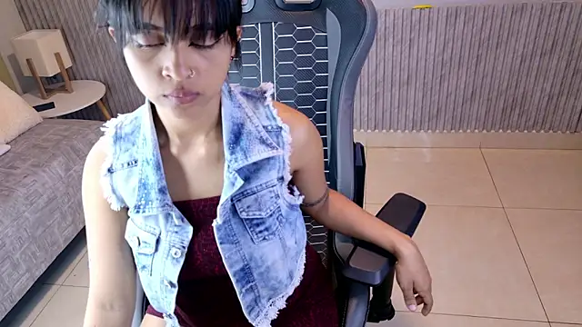 Snapshot of Abby18_ chatting on 02.14.26 Abby18 online show from 02.14.26