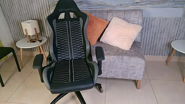 Snapshot of Abby18_ chatting on 02.27.26 Abby18 online show from 02.27.26