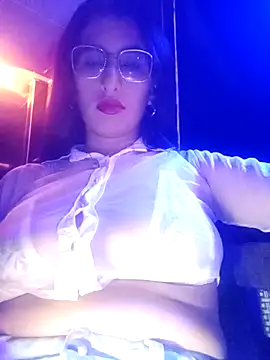 Esperanza  hot online show from 04.14.26