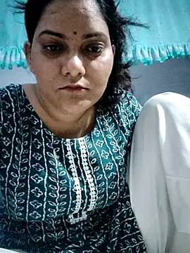 Snapshot of Anushka_Singh0 chatting on 03.25.26 Anushka Singh0 online show from 03.25.26