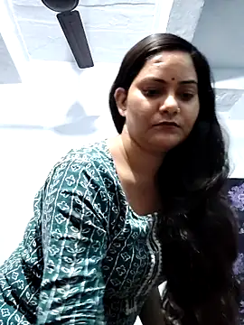 Snapshot of Anushka_Singh0 chatting on 04.05.26 Anushka Singh0 online show from 04.05.26