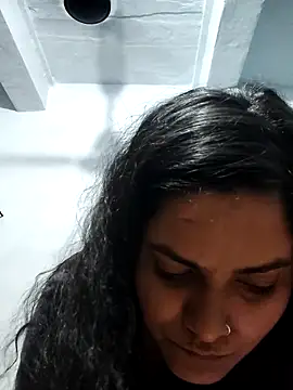 Snapshot of Anushka_Singh0 chatting on 04.13.26 Anushka Singh0 online show from 04.13.26