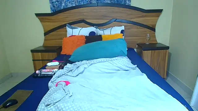 Snapshot of Queenxxxjesy chatting on 03.19.26 Queenxxxjesy online show from 03.19.26