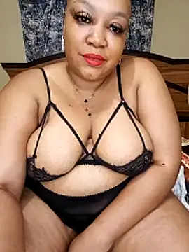 Snapshot of Queenxxxjesy chatting on 03.21.26 Queenxxxjesy online show from 03.21.26