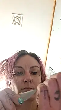 issyamazin online show from 03.28.26