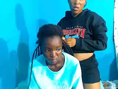 Snapshot of SexySlender_05 chatting on 02.23.26 SexySlender 05 online show from 02.23.26