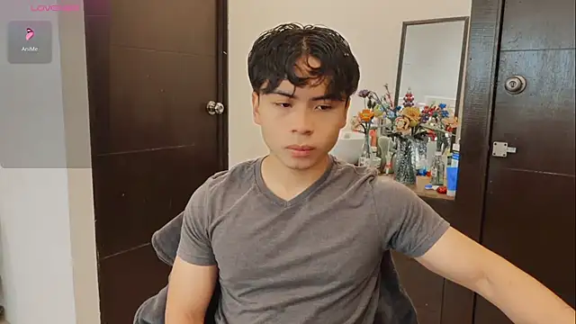 Snapshot of BentoBoxxx chatting on 05.24.26 BentoBoxxx online show from 05.24.26