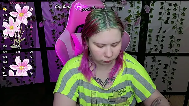 Snapshot of kitsune_little chatting on 03.30.26 kitsune little online show from 03.30.26