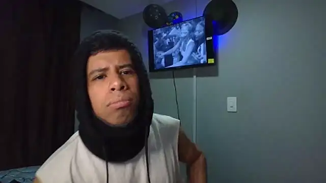 WILD BIGCOCK35 online show from 02.14.26