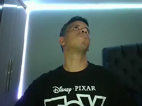 WILD BIGCOCK35 online show from 02.22.26