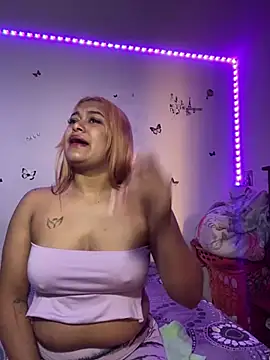 Snapshot of Alicefetishxxx chatting on 03.03.26 Alicefetishxxx online show from 03.03.26