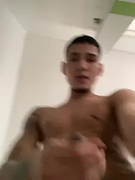 Snapshot of Thiagoo2331 chatting on 03.31.26 Thiagoo2331 online show from 03.31.26