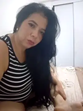 Victoria42 online show from 04.15.26