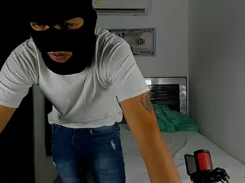 Snapshot of badboy_master chatting on 02.24.26 badboy master online show from 02.24.26