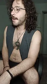 Snapshot of VanderVelvet chatting on 03.25.26 VanderVelvet online show from 03.25.26