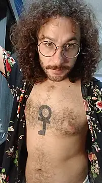 Snapshot of VanderVelvet chatting on 03.26.26 VanderVelvet online show from 03.26.26