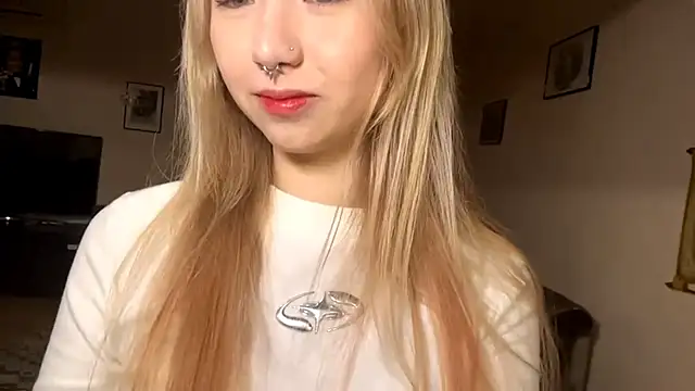 PinkTraible online show from 03.03.26