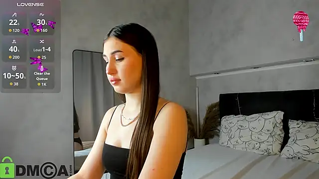 Emily Lews online show from 03.11.26