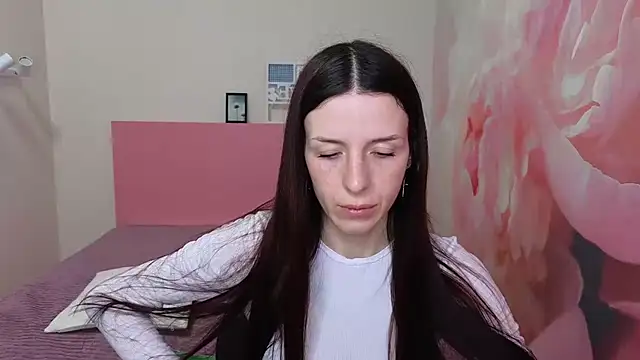 NoirDiva online show from 03.03.26