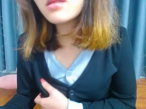 Snapshot of Lunababty chatting on 02.20.26 Lunababty online show from 02.20.26