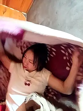 Snapshot of Pretty_girl_2 chatting on 02.28.26 Pretty girl 2 online show from 02.28.26