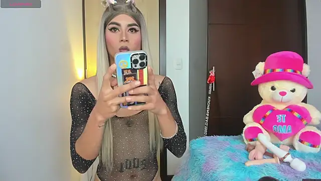 alisoondrean  online show from 02.20.26