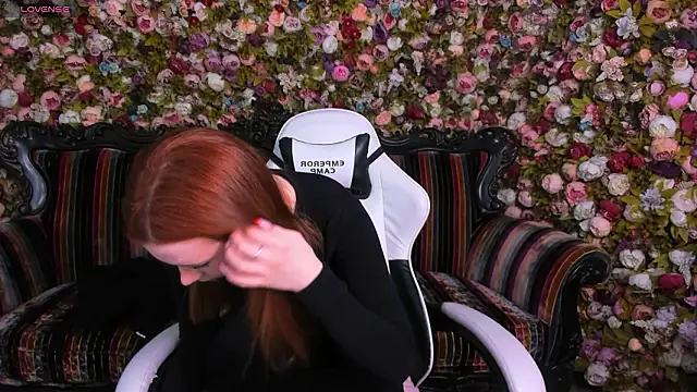 Snapshot of StellaBev chatting on 03.06.26 StellaBev online show from 03.06.26