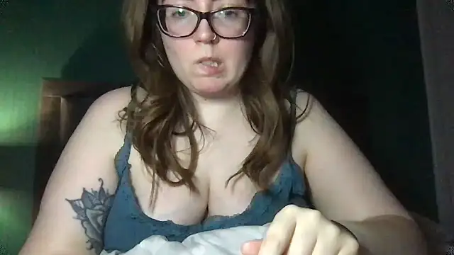 CurvyBx online show from 02.24.26