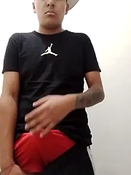 Snapshot of juan77xxx chatting on 02.17.26 juan77xxx online show from 02.17.26