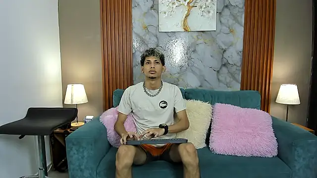 Snapshot of YOUNG_BOYS_HELL chatting on 02.19.26 YOUNG BOYS HELL online show from 02.19.26