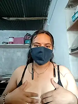 Snapshot of taniya0 chatting on 02.20.26 taniya0 online show from 02.20.26