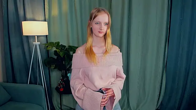 ErinnStandifer online show from 02.28.26