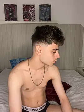 YourFavouriteTwink online show from 03.05.26