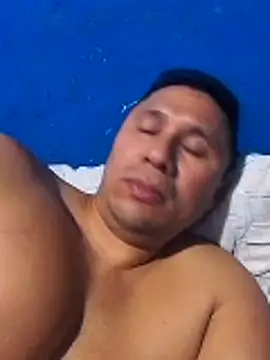 Snapshot of deiner13 chatting on 02.27.26 deiner13 online show from 02.27.26