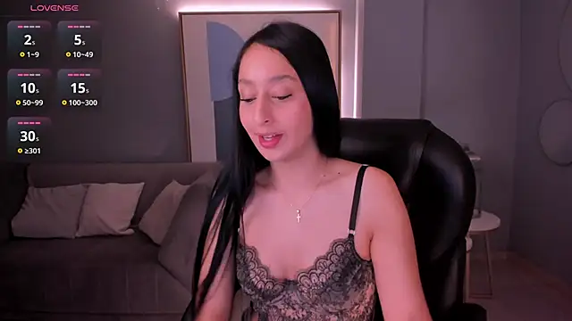 AmaraDivine online show from 04.12.26