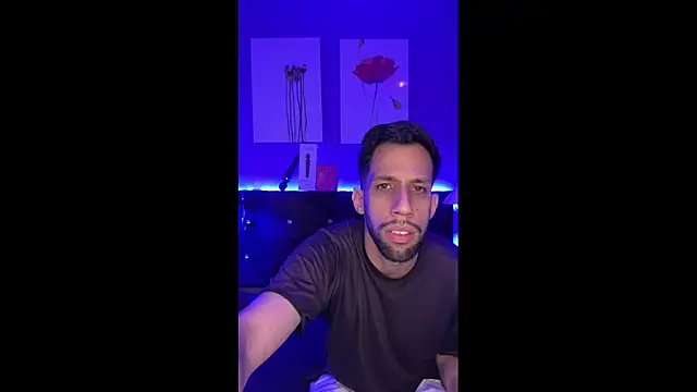 Snapshot of Karim_mansur chatting on 04.23.26 Karim mansur online show from 04.23.26