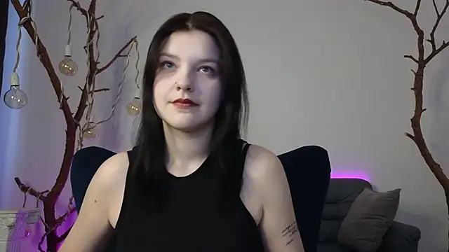 DeliaEffy online show from 02.27.26