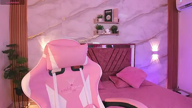 your whore Salome online show from 03.19.26