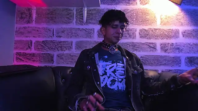 Snapshot of Maximoking26 chatting on 02.26.26 Maximoking26 online show from 02.26.26