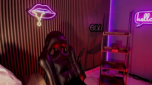 Maximoking26 online show from 03.27.26